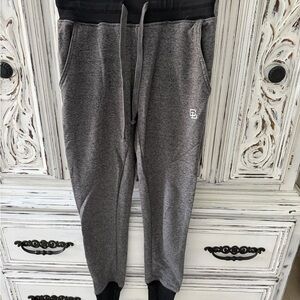 Clifford Lenox Comfortable Gray Joggers with Subtle Logo